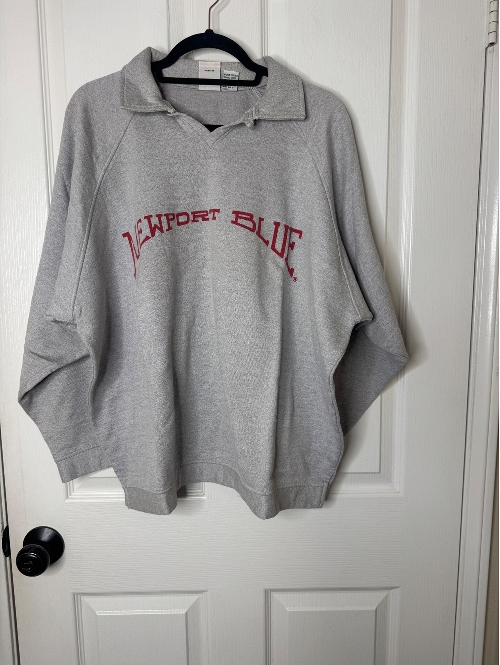 Vintage Newport Blue Survival Challenge Sweatshirt – L